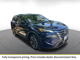 Used 2025 Nissan Rogue SV FWD video 1