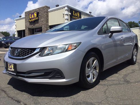 Used 2015 Honda Civic LX image 2