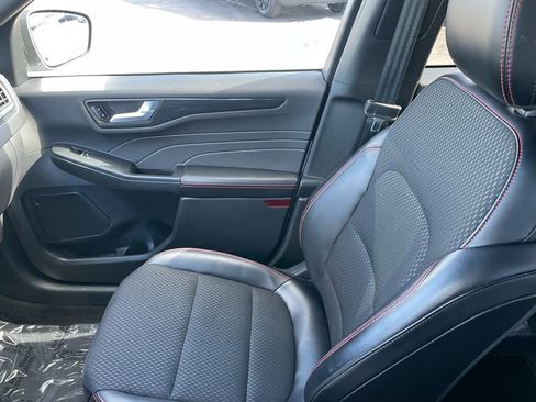 Used 2025 Ford Escape ST-Line image 23