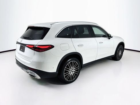 Certified 2024 Mercedes-Benz GLC 300 image 8