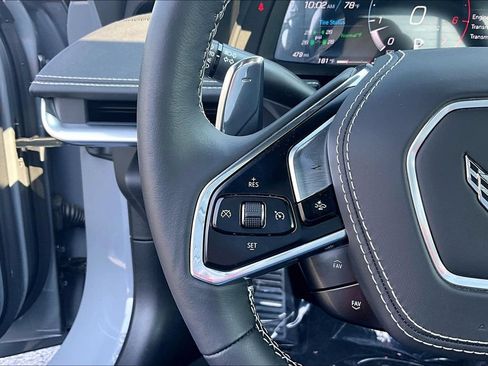 Used 2025 Chevrolet Corvette Stingray Preferred Conv w/ Z51 Performance Package RWD image 13
