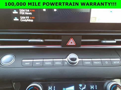 Certified 2025 Hyundai Elantra Limited image 25