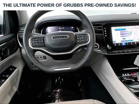 Used 2022 Jeep Wagoneer Series II AWD/4WD image 8