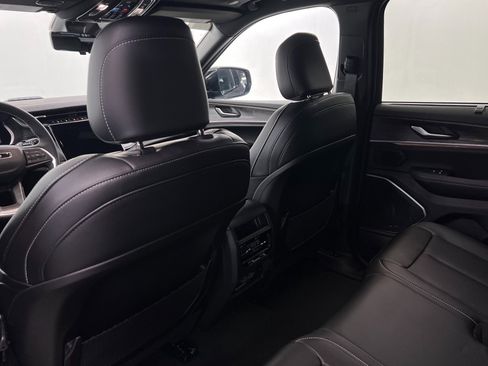 New 2024 Jeep Grand Cherokee Limited 4xe w/ Luxury Tech Group II AWD/4WD image 19