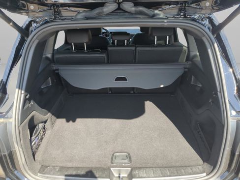 Certified 2025 Mercedes-Benz GLB 250 image 30