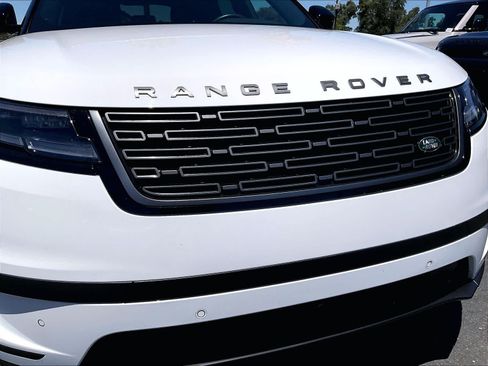 Used 2026 Land Rover Range Rover Velar S AWD/4WD image 30