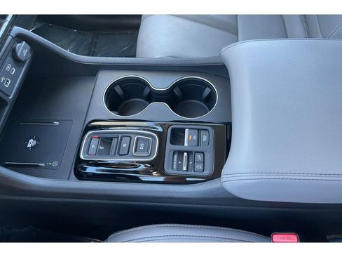Certified 2025 Honda Pilot EX-L image 31