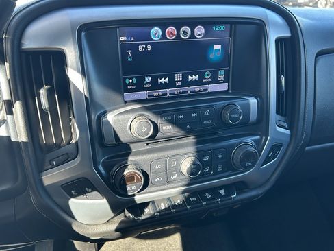 Used 2018 GMC Sierra 2500 SLT w/ Duramax Plus Package image 17