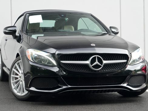 Used 2018 Mercedes-Benz C 300 Cabriolet image 2