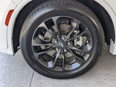 Used 2021 Dodge Durango GT w/ Blacktop Package image 12