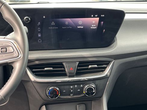 Used 2025 Buick Encore GX Preferred image 18