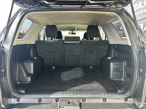 Used 2019 Toyota 4Runner SR5 AWD/4WD image 14