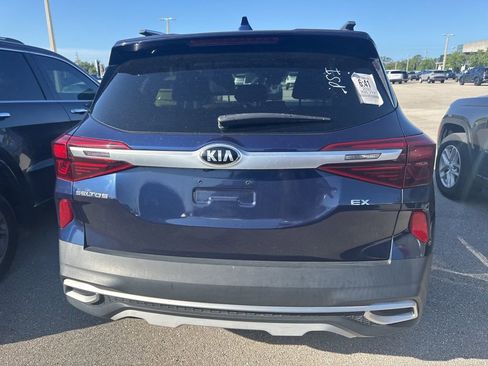 Used 2021 Kia Seltos EX image 5