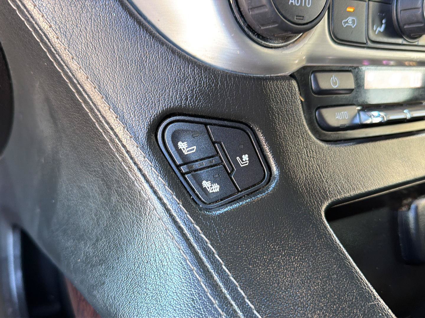 Used 2017 GMC Yukon SLT RWD image 31