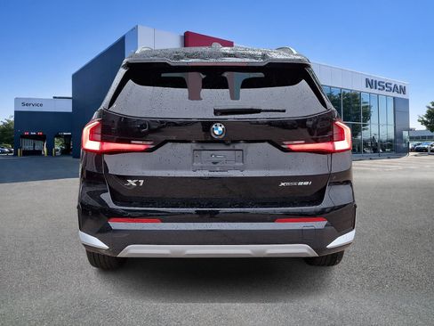 Used 2025 BMW X1 xDrive28i AWD/4WD image 5