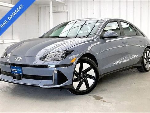 Used 2024 Hyundai Ioniq 6 SE AWD/4WD image 2
