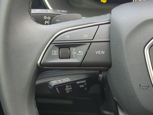 Used 2025 Audi Q3 2.0T Premium image 23