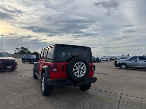 Used 2023 Jeep Wrangler Unlimited Sport AWD/4WD image 16