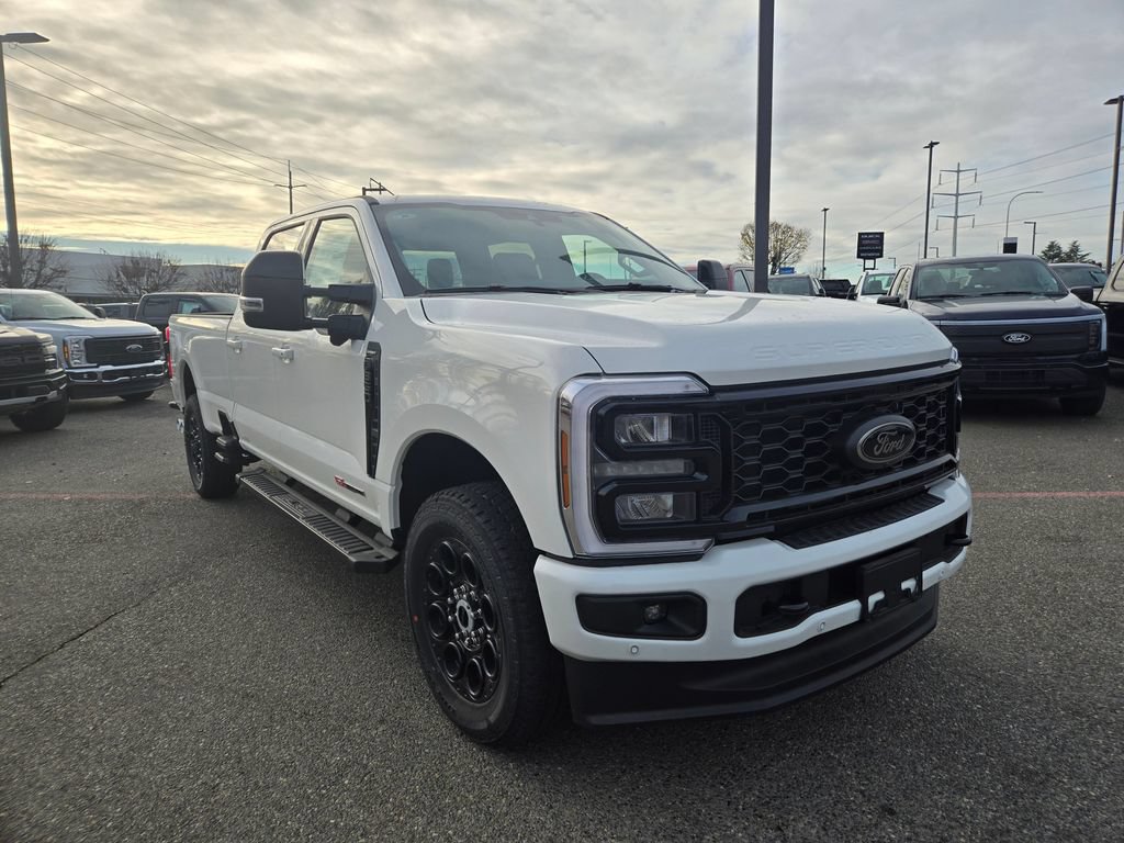 New 2025 Ford F350 Lariat w/ Lariat Ultimate Package AWD/4WD image 3