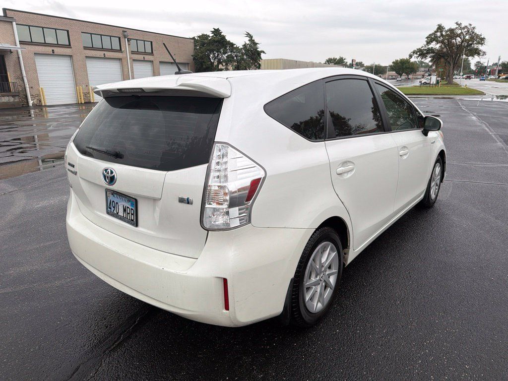 Used 2013 Toyota Prius V Three FWD image 6