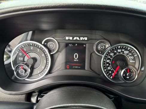 Used 2025 RAM 1500 Tradesman w/ Night Edition AWD/4WD image 14