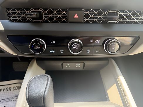 Used 2025 Honda Accord LX image 26