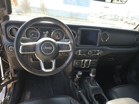 Used 2022 Jeep Gladiator Overland image 7