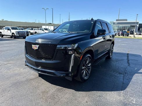 Used 2023 Cadillac Escalade Sport AWD/4WD image 4