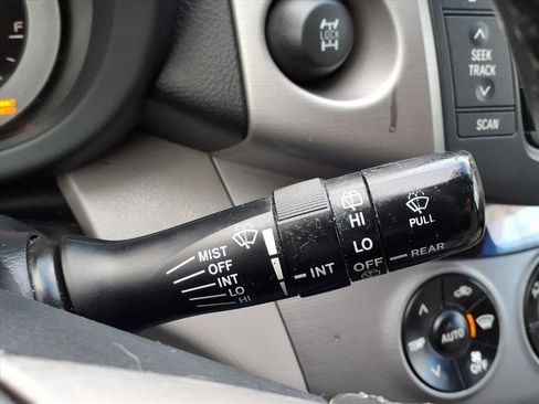 Used 2007 Toyota RAV4 Limited image 15