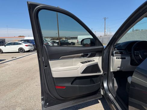 Used 2021 Kia Telluride EX w/ EX Premium Package image 21