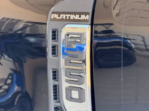 New 2026 Ford F250 Platinum w/ Platinum Plus Package AWD/4WD image 16