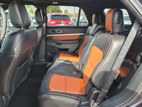 Certified 2019 Ford Explorer XLT w/ Equipment Group 202A image 24