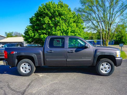 Used 2011 Chevrolet Silverado 1500 LT w/ All-Star Edition AWD/4WD image 2
