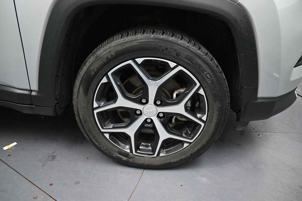Used 2024 Jeep Compass Limited AWD/4WD image 17