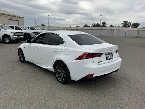 Used 2016 Lexus IS 200t w/ F Sport Package RWD image 7