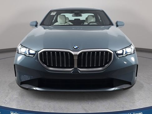 New 2026 BMW 530i xDrive w/ Premium Package AWD/4WD image 2