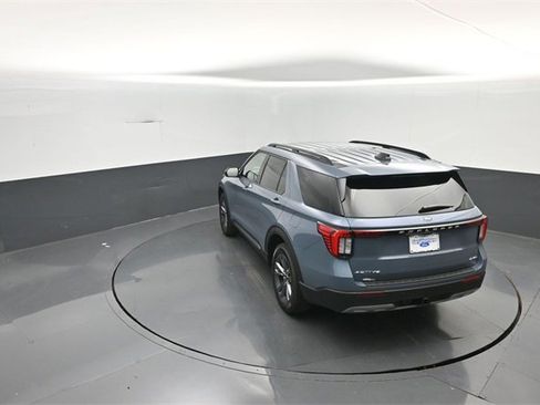 New 2025 Ford Explorer Active w/ Active Comfort Package image 22