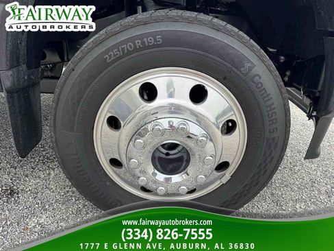 Used 2026 Ford F450 Lariat AWD/4WD image 32
