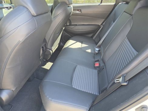 Used 2023 Toyota Corolla Cross SE w/ Convenience Package image 22