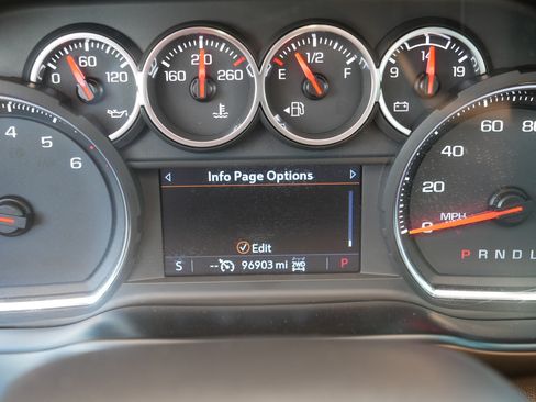 Used 2020 Chevrolet Silverado 1500 RST AWD/4WD image 21