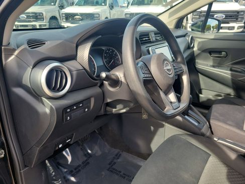 Used 2023 Nissan Versa S w/ Trunk Package image 8