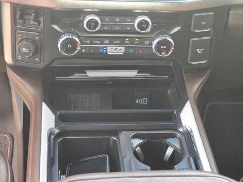 Used 2023 Ford F250 King Ranch w/ Chrome Package AWD/4WD image 29