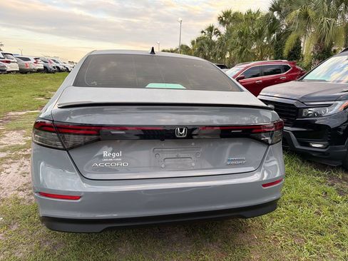 Used 2024 Honda Accord Sport image 9
