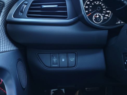 Used 2023 Genesis G70 3.3T w/ Sport Prestige Package image 29