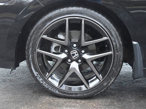 Certified 2024 Honda Civic Sport Touring image 38