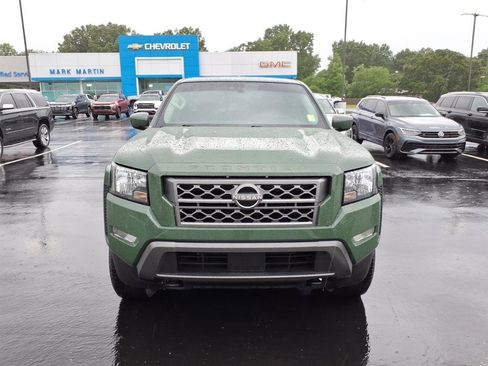 Used 2023 Nissan Frontier SV w/ SV Convenience Package AWD/4WD image 2