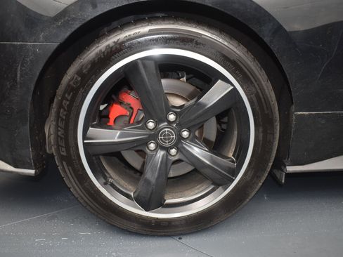 Used 2019 Ford Mustang Bullitt image 9