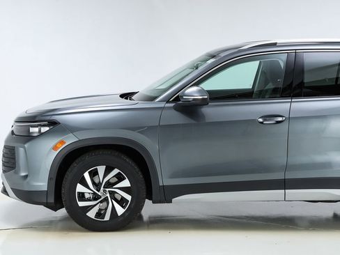 New 2026 Volkswagen Tiguan S image 3