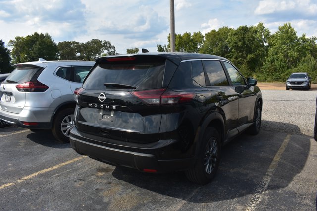 Used 2024 Nissan Rogue S FWD image 4