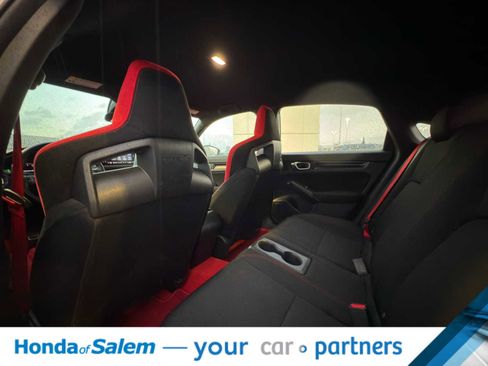 Used 2023 Honda Civic Type R image 15